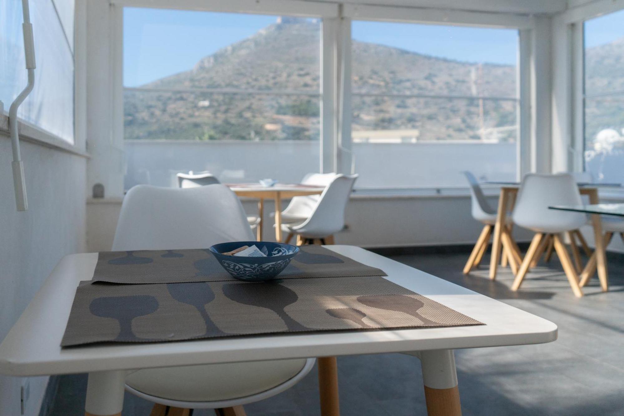 Ponente & Maestro Rooms Favignana Luaran gambar
