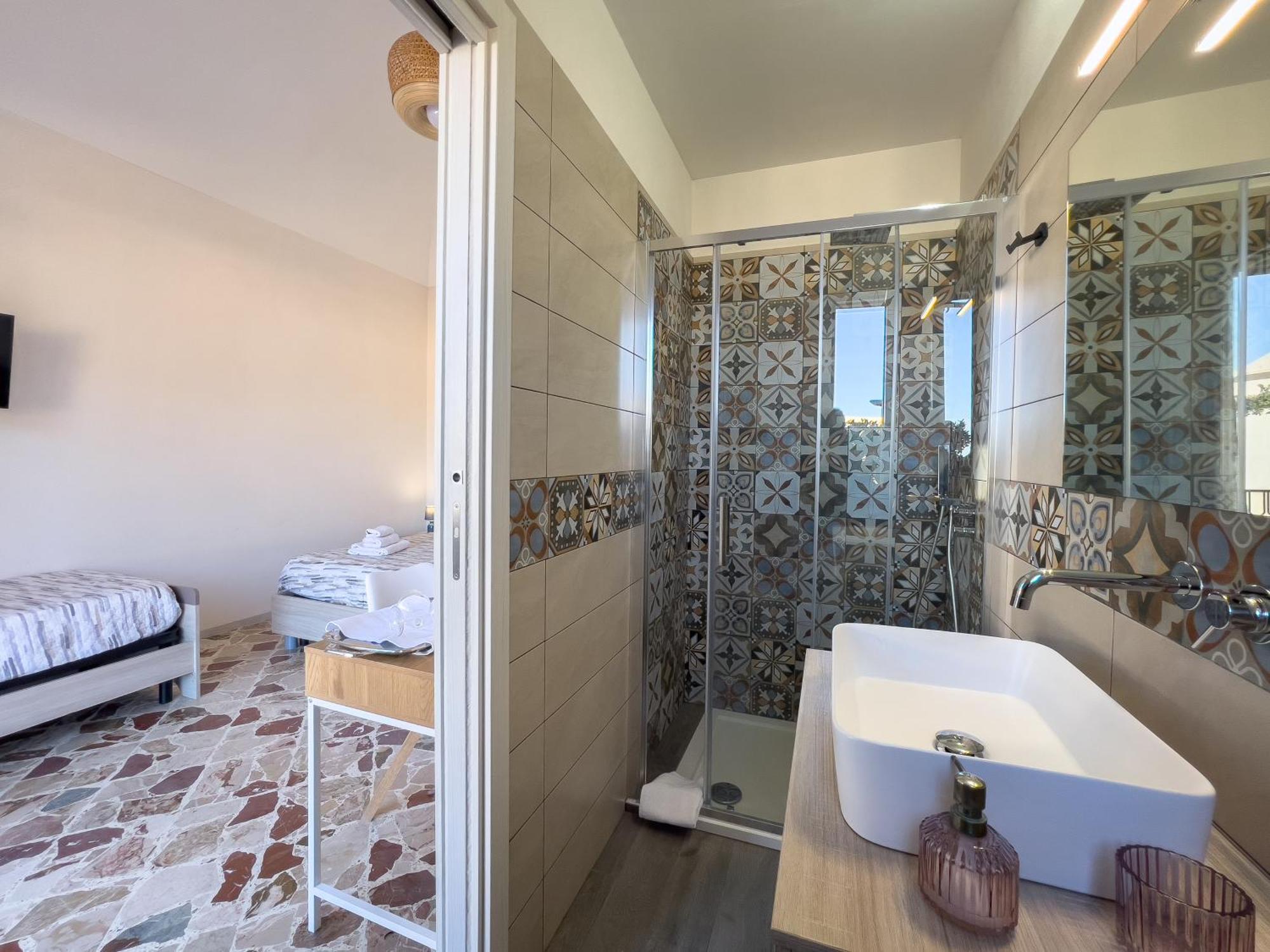 Ponente & Maestro Rooms Favignana Luaran gambar